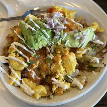 Broken Yolk Cafe - Ranchero Skillet - Breakfast & Brunch Near Me - Fullerton, California Broken Yolk Cafe - Ranchero Skillet - Breakfast & Brunch Near Me - Fullerton, California