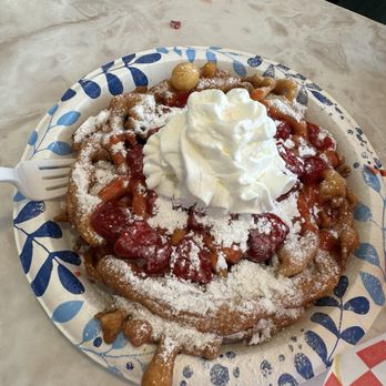 Cakes & Creams - Strawberry funnel cake - Pizza Near Me - Branson, Missouri Cakes & Creams - Strawberry funnel cake - Pizza Near Me - Branson, Missouri