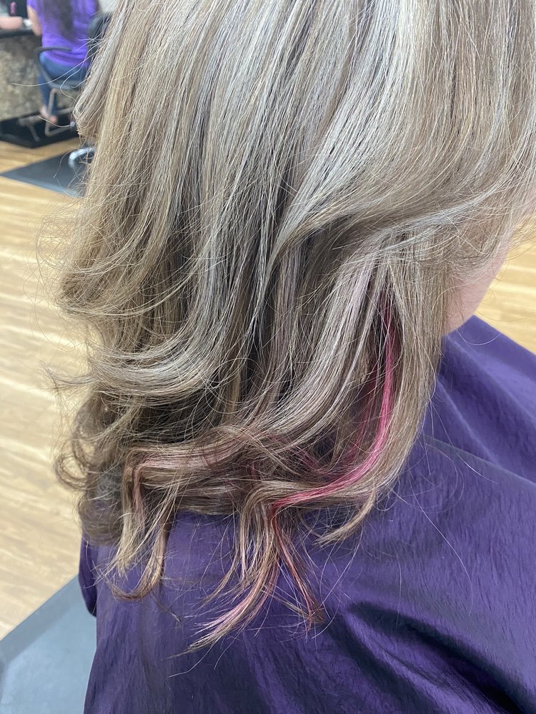 TANGLES SALON & SPA Updated August 2024 29 Reviews 3863 E 120th