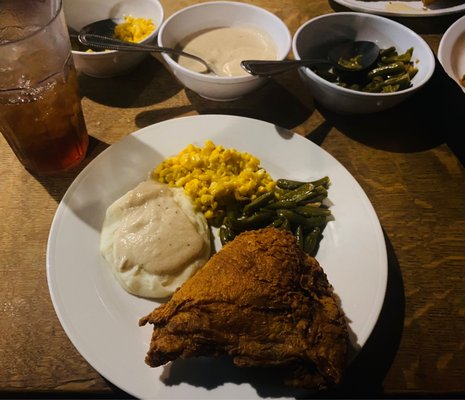 Belle's Chicken Dinner House by null