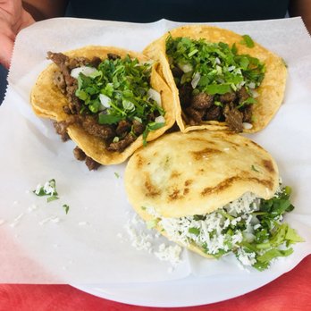 Taqueria Panchito - The tacos were average and the Gordita de chicharrón was filled with soggy pork skins; definitely not chicharrón - Mexican Near Me - Richmond, Virginia Taqueria Panchito - The tacos were average and the Gordita de chicharrón was filled with soggy pork skins; definitely not chicharrón - Mexican Near Me - Richmond, Virginia