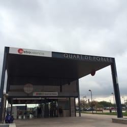 Metro Quart de Poblet - En el metro no está nublado... Solo es de noche siempre.