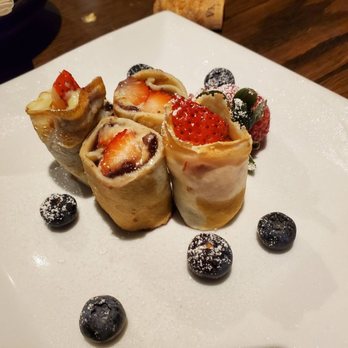 Izakaya Uosan - crepe dessert - Izakaya Near Me - Honolulu, Hawaii Izakaya Uosan - crepe dessert - Izakaya Near Me - Honolulu, Hawaii