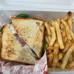 Classic Club and AWFUL TASTING FRIES!!!!
