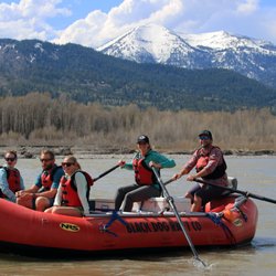 Black Dog Rafting Company - Learn to Row!
