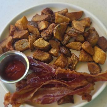 The Eleanor - Side of potatos and bacon - Breakfast & Brunch Near Me - Scottsdale, Arizona