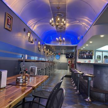 Treylor Park - Interior - Diners Near Me - Savannah, Georgia Treylor Park - Interior - Diners Near Me - Savannah, Georgia