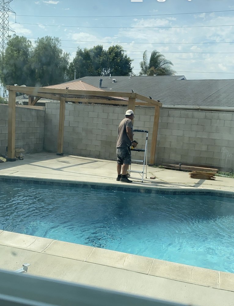 Slide of Mario Handyman