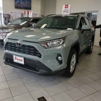 Advantage Toyota of Valley Stream - 2019 rav4 - Car Dealers Near Me - Valley Stream, New York