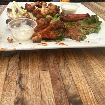 The Patio - Bbq wings - Sports Bars Near Me - Palo Alto, California