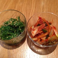 Bien Izakaya - My two favourite sides - seaweed salad and kimchi :)
