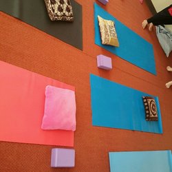 Yoga With Sandhya Kaurwar - Getting ready for Sunday morning class