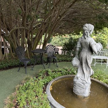 Green Gables Wedding Estate - Garden Fountain - Venues & Event Spaces Near Me - San Marcos, California Green Gables Wedding Estate - Garden Fountain - Venues & Event Spaces Near Me - San Marcos, California