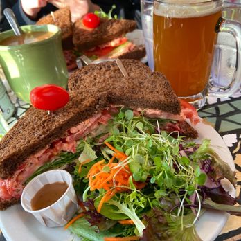 Café Santropol - Killer Tomato sandwich - amazing!! - Sandwiches Near Me - Montreal, Quebec