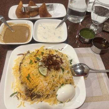 Biryani Hub - Goat Biryani, Samosas (4pcs) - Indian Near Me - Norfolk, Virginia