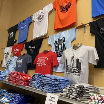 Souvenir City Chicago - Gift Shops Near Me - Chicago, Illinois