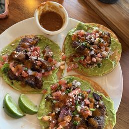 Tostadas de picanha Tostadas de picanha