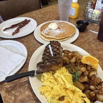 The Omelet House - American Near Me - Stockton, California The Omelet House - American Near Me - Stockton, California