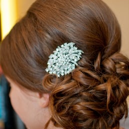 Beautiful wedding hair!! Beautiful wedding hair!!