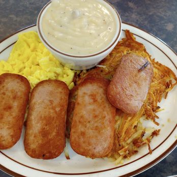 Foxy's Restaurant - Spam and Eggs with gravy - Breakfast & Brunch Near Me - Brookings, Oregon
