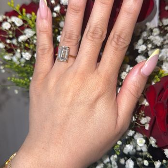Ana Hair & Nails - Yellow french - Nail Salons Near Me - Long Beach, California