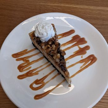 Oak House - Turtle Cheesecake - New American Near Me - Birmingham, Alabama