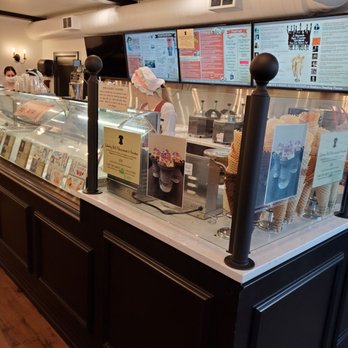 Brooker’s Founding Flavors Ice Cream - Ice Cream & Frozen Yogurt Near Me - Provo, Utah