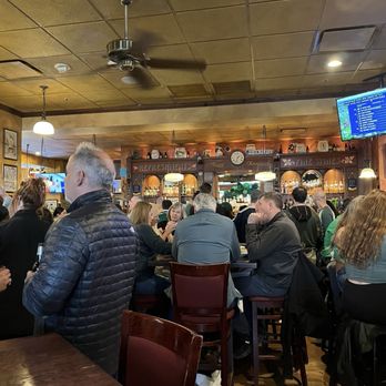 Peggy Kinnane’s - St. Patrick's Day 2024 - Irish Near Me - Arlington Heights, Illinois