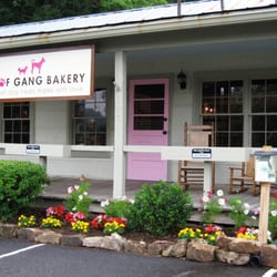 Woof Gang Bakery & Grooming Cashiers