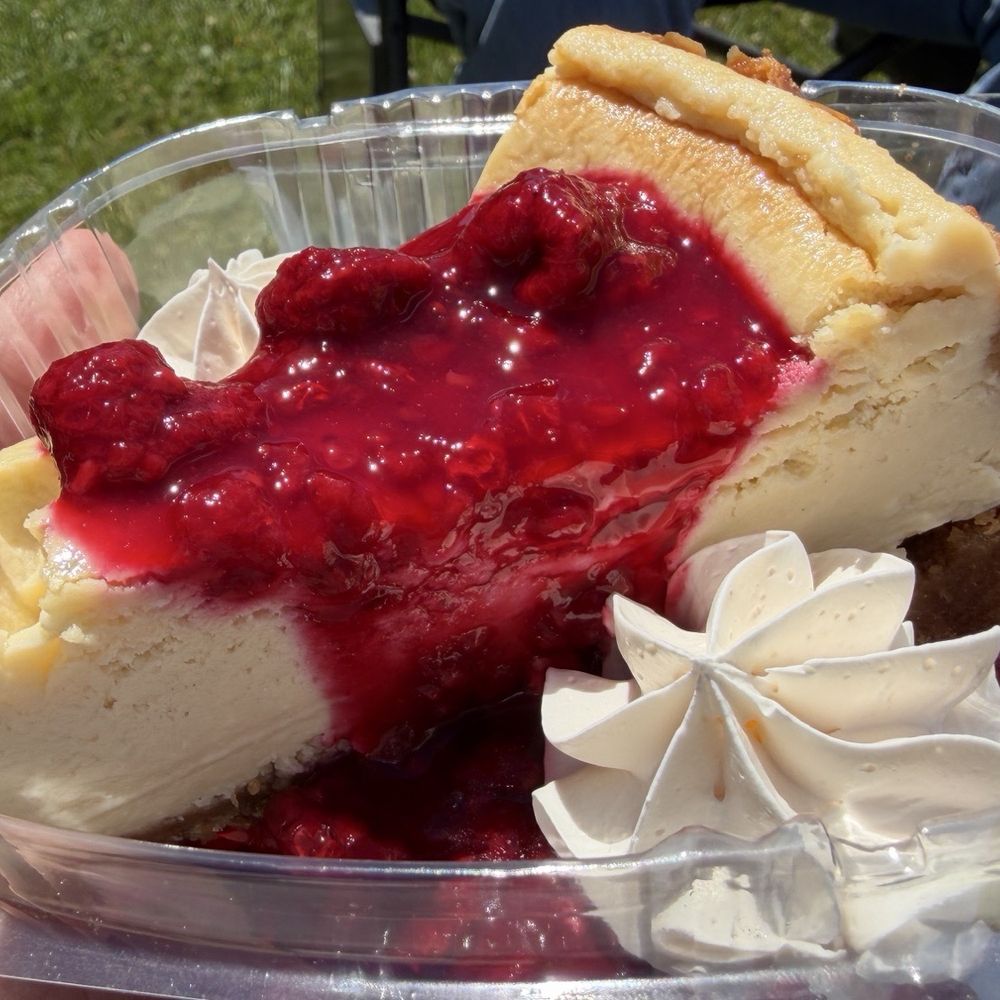 Malinda's Snack Shack / Gourmet Homemade Cheesecakes - Hey look at that cheesecake! YUM. - Desserts Near Me - Ogilvie, Minnesota Malinda's Snack Shack / Gourmet Homemade Cheesecakes - Hey look at that cheesecake! YUM. - Desserts Near Me - Ogilvie, Minnesota