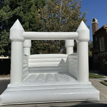 Bounce Bash - Bounce House Rentals Near Me