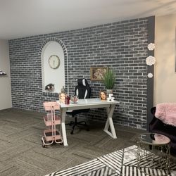 Spoiled at Zoe's - Beautiful sitting area