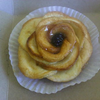 La Farine - apple tart - Bakeries Near Me - Oakland, California