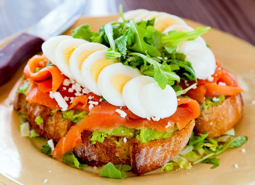 Crumbs Breakfast, Lunch & Bar