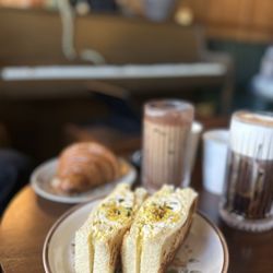 Loop Espresso Club - Egg sando