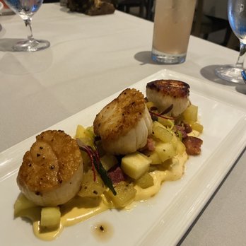 DRIFT - Sea Diver Scallops over Yukon, apples, smoked bacon - Seafood Near Me - Pensacola Beach, Florida DRIFT - Sea Diver Scallops over Yukon, apples, smoked bacon - Seafood Near Me - Pensacola Beach, Florida