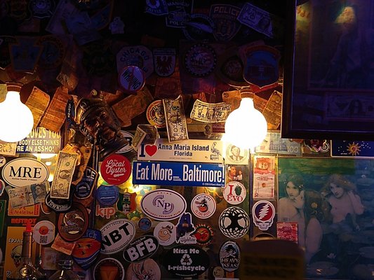 Cat's Eye Pub by null