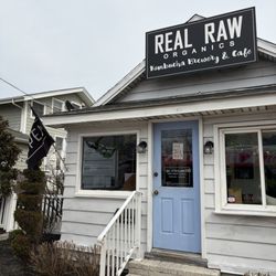 Real Raw Organics Kombucha Brewery & Cafe - Storefront