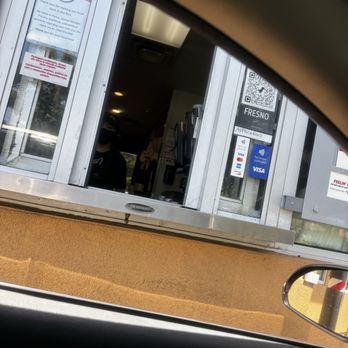 Jack in the Box - Window to receive! - Tacos Near Me - Clovis, California