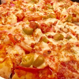 Papa's Spicy Pizza.  Surprised to find hot sauce rather than a spicy marinara as the sauce base. Odd choice.
