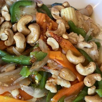 3 Ladies Thai Cuisine - Cashew chicken - Thai Near Me - Florence, Kentucky 3 Ladies Thai Cuisine - Cashew chicken - Thai Near Me - Florence, Kentucky