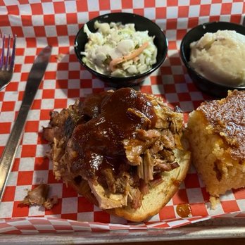 Famous Dave's Bar-B-Que - Chopped Pork Platter - Barbeque Near Me - Redlands, California Famous Dave's Bar-B-Que - Chopped Pork Platter - Barbeque Near Me - Redlands, California