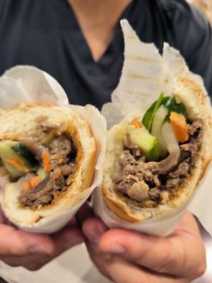 Bánh Mì n’ Phở Express by null