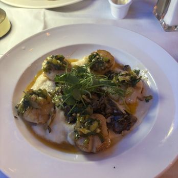 La Quinta Cliffhouse - Seared Scallops - Seafood Near Me - La Quinta, California La Quinta Cliffhouse - Seared Scallops - Seafood Near Me - La Quinta, California