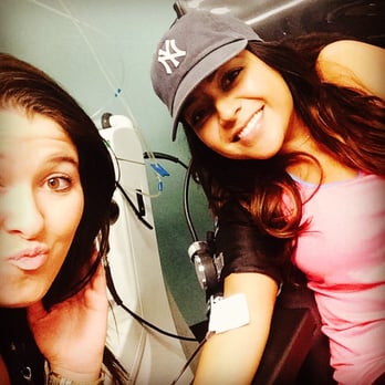 Gulf Coast Blood - Doing a selfie with the phlebotomist - Blood & Plasma Donation Centers Near Me - Houston, Texas Gulf Coast Blood - Doing a selfie with the phlebotomist - Blood & Plasma Donation Centers Near Me - Houston, Texas