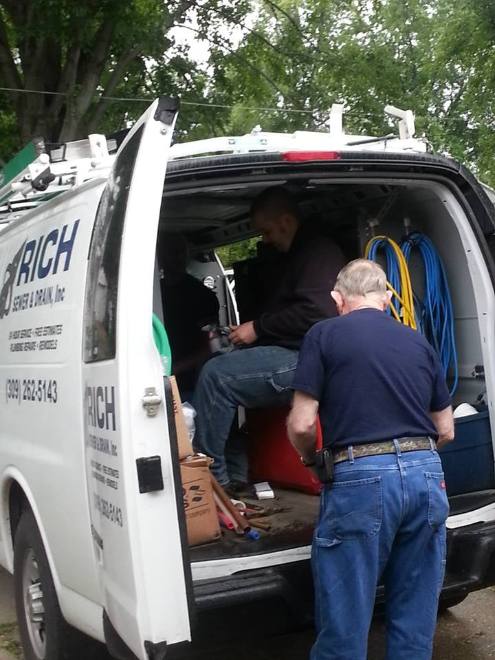 Slide of Rich Sewer & Drain, Inc.