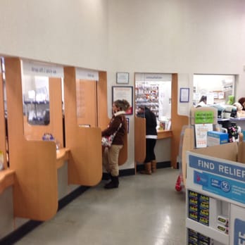 Walgreens - Management Incompetence in action - Cosmetics & Beauty Supply Near Me - New City, New York