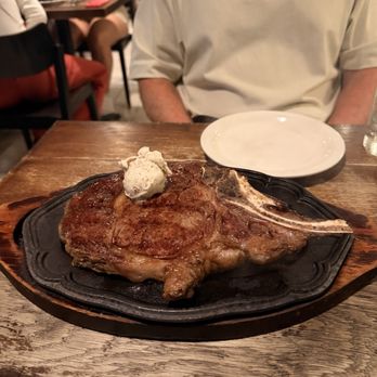 Aloha Steak House - Ribeye - Steakhouses Near Me - Honolulu, Hawaii