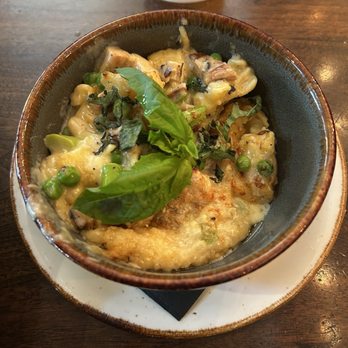 GRANVILLE - Dine la Uptown Mac & Cheese - New American Near Me - Studio City, California GRANVILLE - Dine la Uptown Mac & Cheese - New American Near Me - Studio City, California
