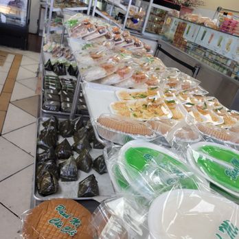 Banh Mi & Che Cali Bakery - Bakeries Near Me - Westminster, California Banh Mi & Che Cali Bakery - Bakeries Near Me - Westminster, California